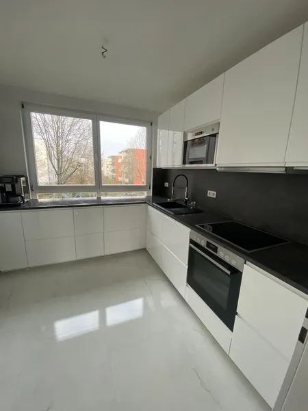 Wohnen mit Charakter: 2-Zimmer-Wohnung in Berlin-Rudow — photo 1
